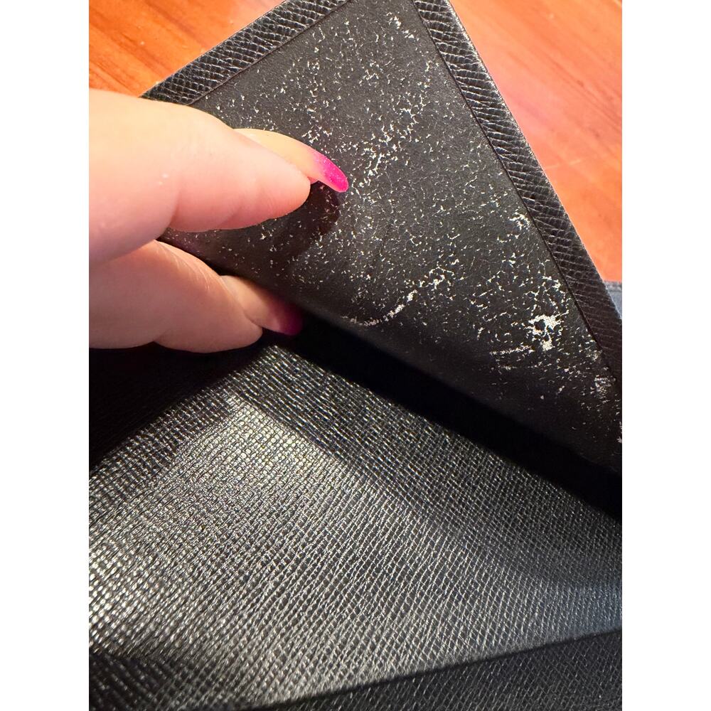 Louis Vuitton Black EPI Brazza Wallet - Picture 3 of 8